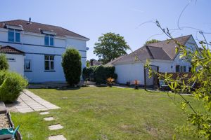 Photo 25- click for photo gallery